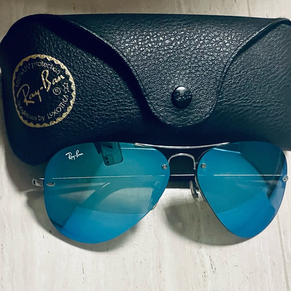 Ray Bans aviator sunglasses blue mirror lens